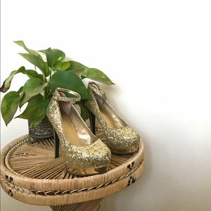 Sparkly gold heels with ankle strap!